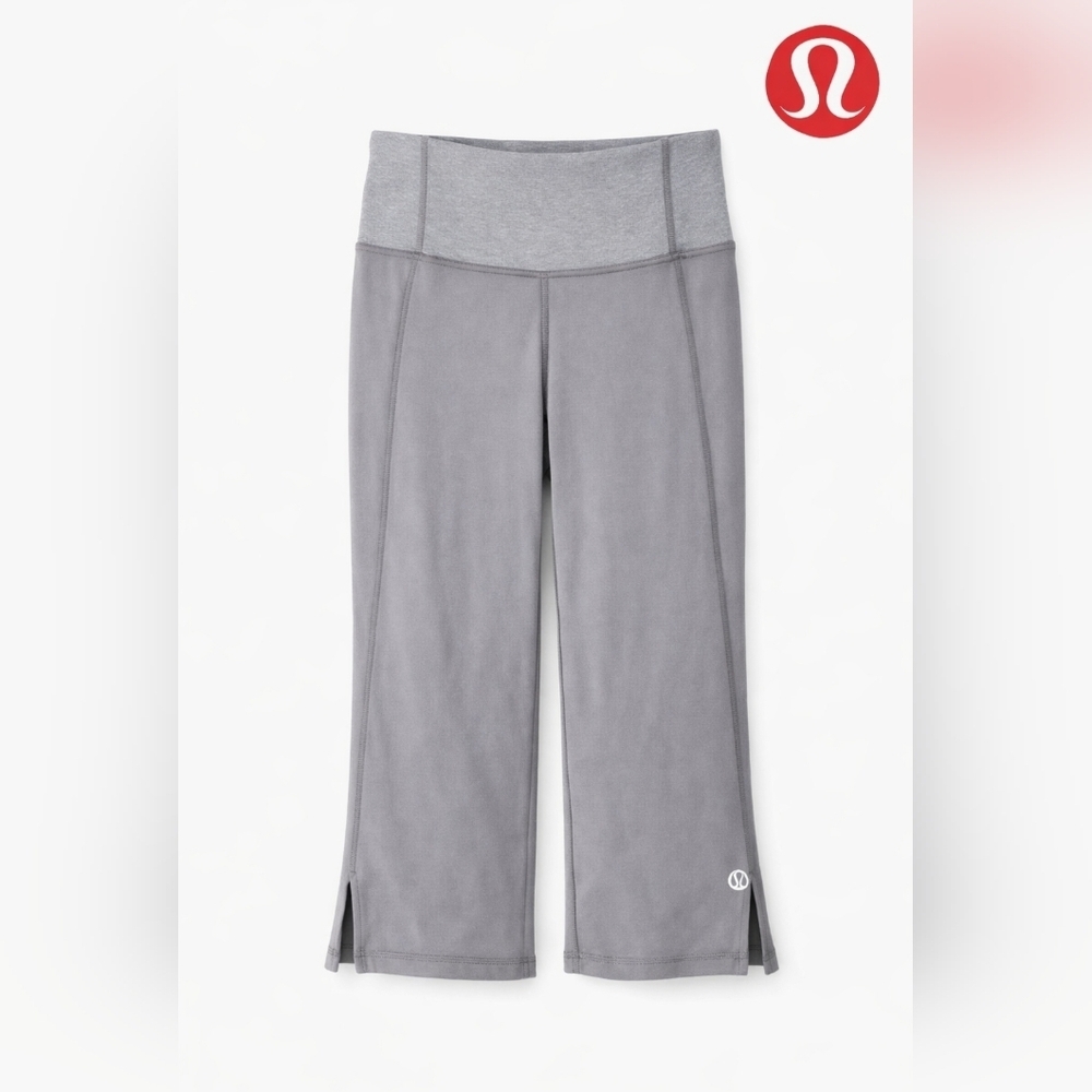 lululemon athletica Gray Activewear Tag Detail